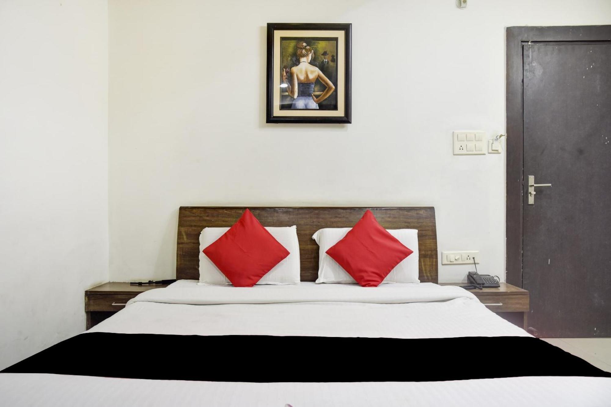 Hotel O Aditya Palace Bhopal Exterior photo