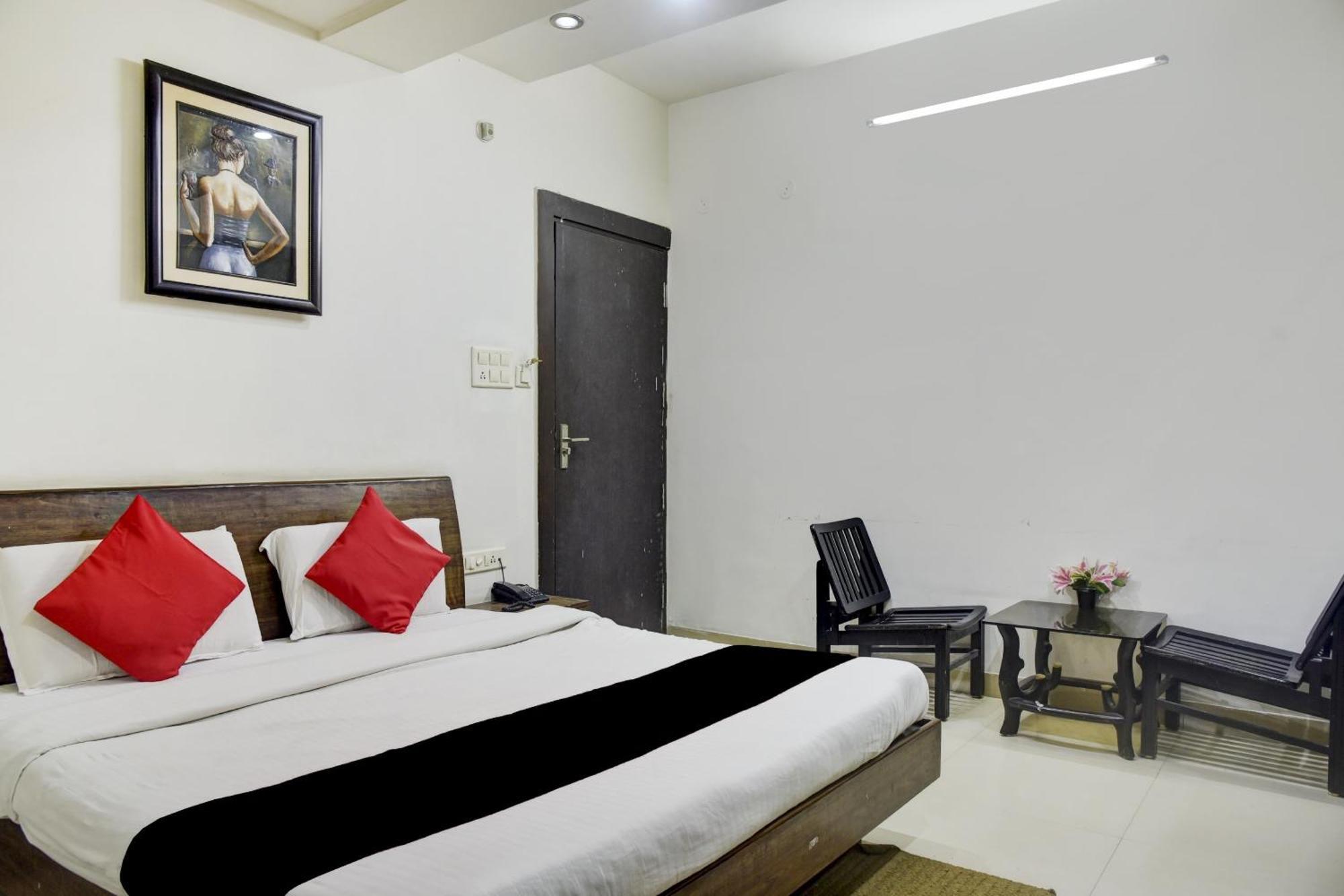 Hotel O Aditya Palace Bhopal Exterior photo